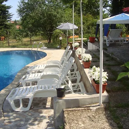 Efos Bungalows Saints Constantine and Helena
