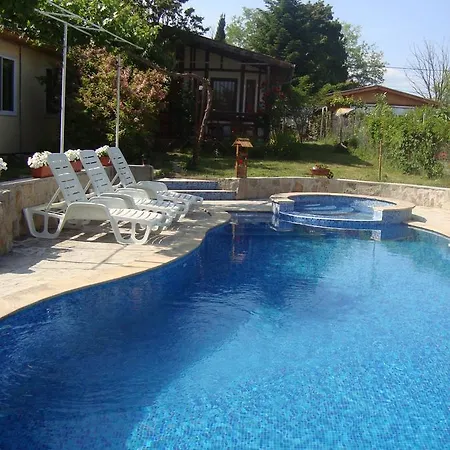 Efos Bungalows Landhaus *